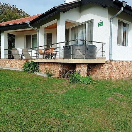 Вила Текето Obrochishte Exterior foto